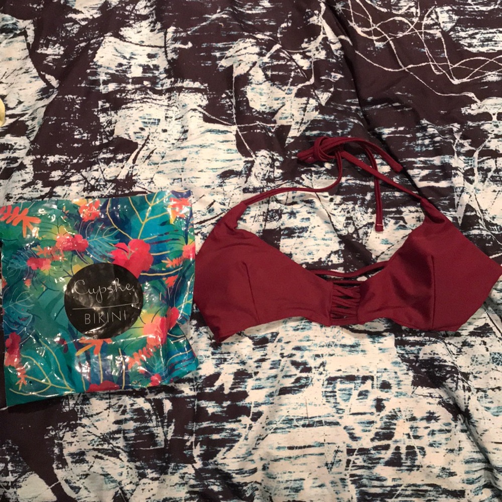 NWOT Cupshe Bikini Top